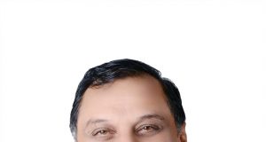 कैप्टन संजय पाराशर ने सम्मानित किए शिक्षक