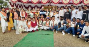 रैली जजरी स्कूल में पुरस्कार वितरण समारोह आयोजित