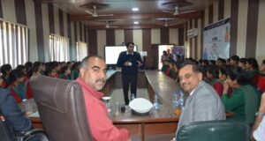 मार्गदर्शन शिविर आयोजित कैप्टन संजय पाराशर के प्रयास