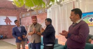 जागरूकता शिविर में पहुंचे विधायक आशीष शर्मा