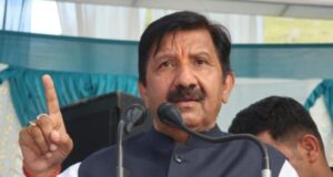 मुकेश अग्निहोत्री व चंद्र कुमार की मुलाकात