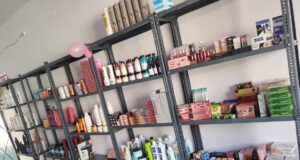 होलसेल में मिलेंगे सैलून के सभी प्रोडक्ट्स