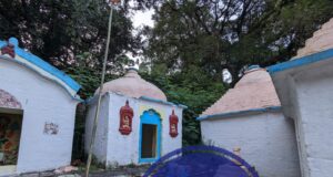 बाबा बालक नाथ मंदिर दियोटसिद्ध महंत परंपरा से जुड़ा मठ समाधि स्थल उपेक्षा का शिकार पक्की सड़क से जोड़ने की मांग