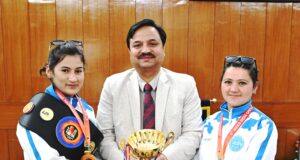 अंतराष्ट्रीय किक बाक्सिंग टूर्नामेंट में चिढ़गांव की बेटियों ने हासिल किया स्र्वण पदक